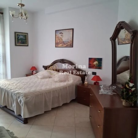 Tirane, jepet me qera apartament 1+1 Kati 4, 70 m² 800 € (Qender)