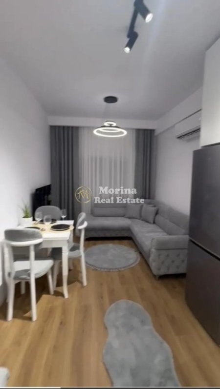 Tirane, jepet me qera apartament 1+1+Ballkon Kati 6, 69 m² 450 € (Ali Demi, Kompleksi Kadiu)