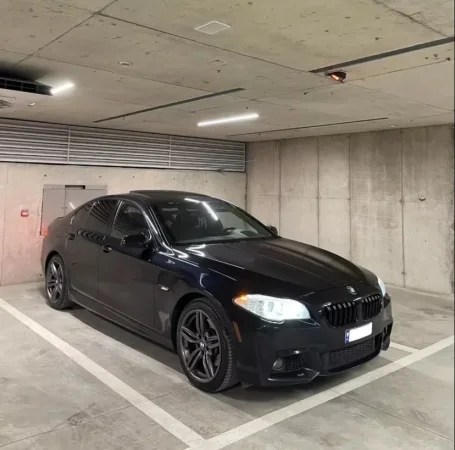 Tirane, shitet makine Bmw Benzin, automatik Klima 229.000 km 9.000 €