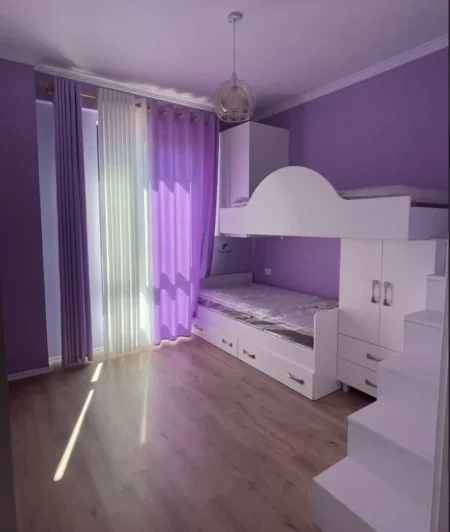 Tirane, jepet me qera apartament 2+1 Kati 4, 80 m² 1.200 € (MYSLYM SHYRI)