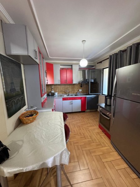 Tirane, shitet apartament 2+1+Ballkon Kati 1, 103 m² 130.000 € (Casa Italia 2+1+2 Ballkone Per Shitje Me Hipoteke)
