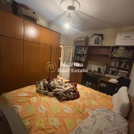 Tirane, jepet me qera apartament 1+1+Ballkon Kati 3, 65 m² 450 € (Farmacia 10)