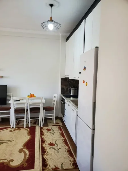Tirane, shitet apartament 1+1 Kati 8, 65 m² 95.000 € (YZBERISHT)