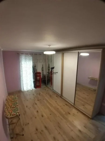 Tirane, shitet apartament 2+1 Kati 1, 79 m² 165.000 € (ALI DEMI)