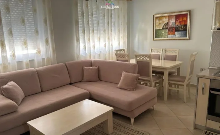 Tirane, jepet me qera apartament 2+1+Ballkon Kati 5, 100 m² 650 € (tek Pallati Al-Mak)