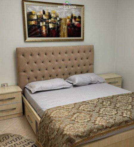 Tirane, jepet me qera apartament 2+1+Ballkon Kati 5, 100 m² 650 € (tek Pallati Al-Mak)