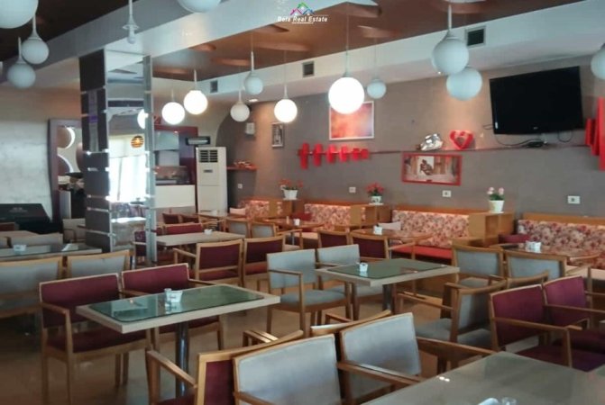 Tirane, jepet me qera zyre Kati 2, 160 m² 2.000 € (prane QSUT)