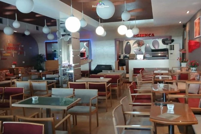 Tirane, jepet me qera zyre Kati 2, 160 m² 2.000 € (prane QSUT)