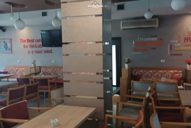 Tirane, jepet me qera zyre Kati 2, 160 m² 2.000 € (prane QSUT)