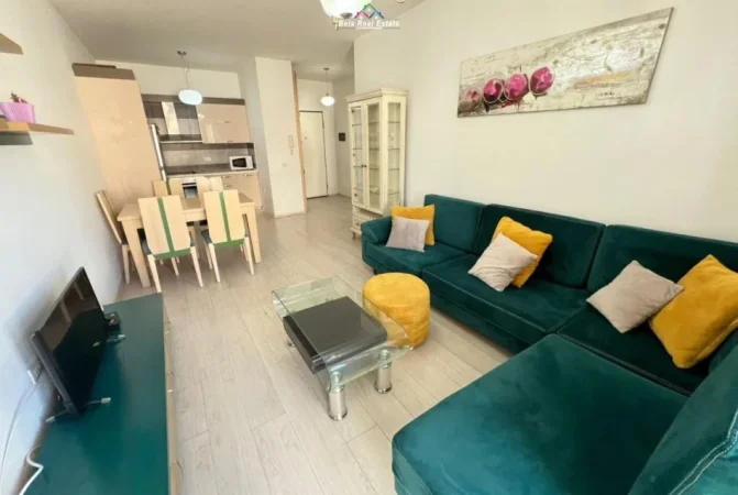 Tirane, jepet me qera apartament 1+1 Kati 9, 70 m² 600 € (tek Kompleksi Vizion Plus)