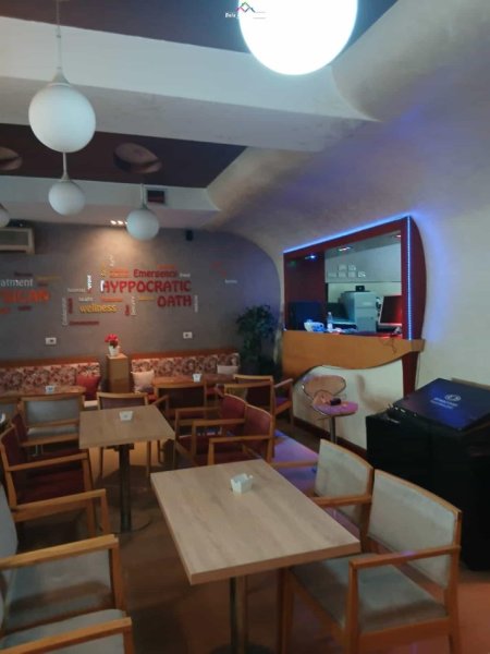 Tirane, jepet me qera zyre Kati 2, 160 m² 200.000 leke te reja (rruga e dibres)