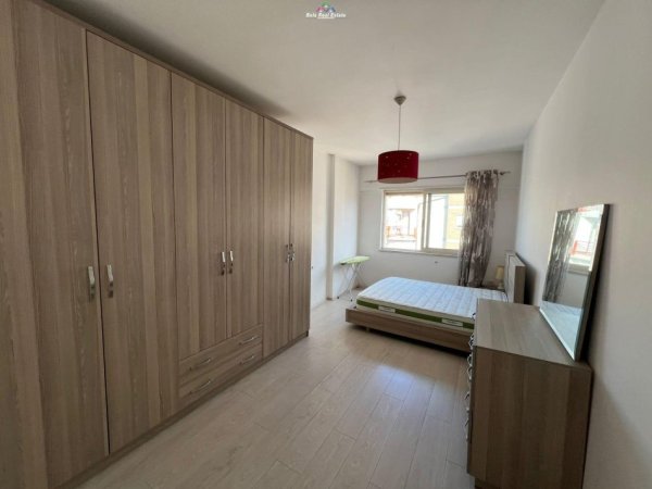 Tirane, jepet me qera apartament 1+1+Ballkon Kati 9, 70 m² (don bosko)