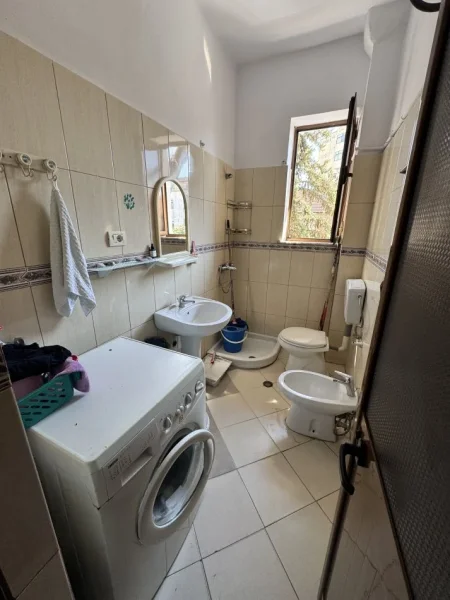 Japim me qera apartament 2+1+Bllk per banim ose zyre Kati 3, 72 m² 450€ (Stadiumi Dinamo, Rr. Komuna e Parisit)