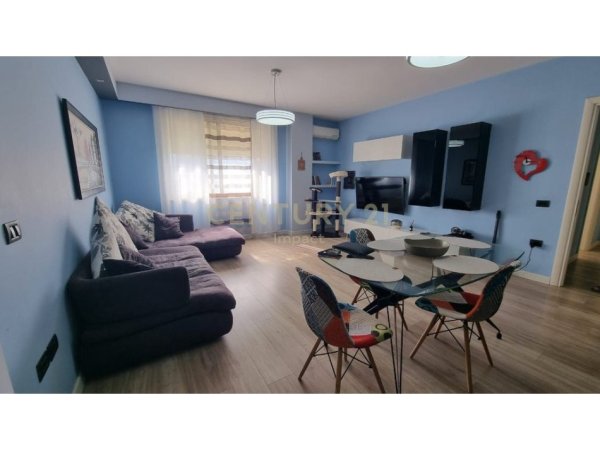 Tirane, shitet apartament 2+1 Kati 4, 109 m² 175.000 € (Ali Demi)