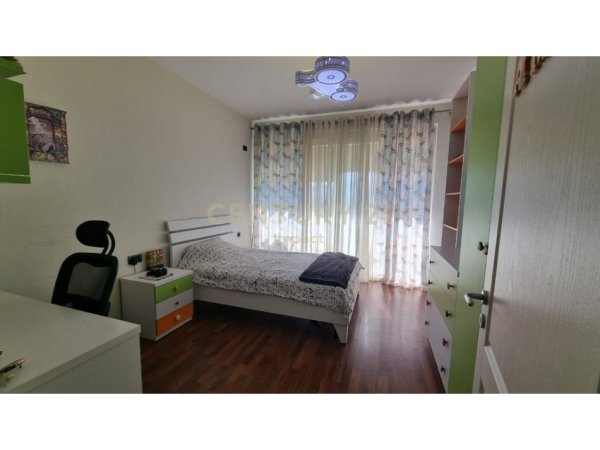 Tirane, shitet apartament 2+1 Kati 4, 109 m² 175.000 € (Ali Demi)