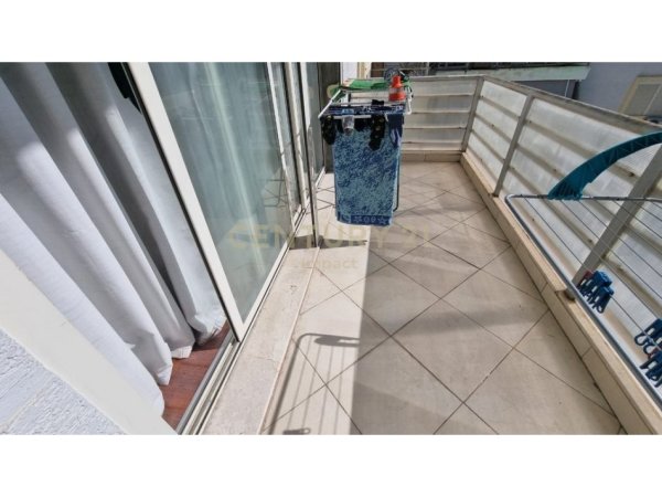 Tirane, shitet apartament 2+1 Kati 4, 109 m² 175.000 € (Ali Demi)