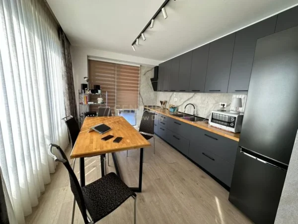 Durres, shitet apartament 2+1+Aneks+Ballkon Kati 8, 129 m² 280.000 € (Vollga , Durres)