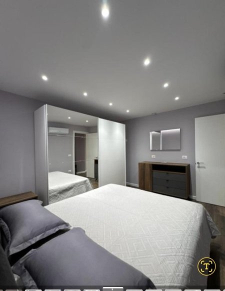 Tirane, jepet me qera apartament 3+1+Aneks+Ballkon Kati 2, 120 m² 800 € (Treni Bulevardit 1)