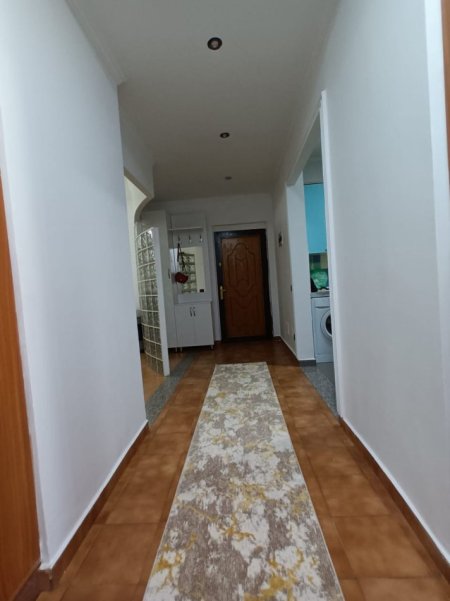 Tirane, shitet apartament 2+1+Ballkon Kati 3, 110 m² 225.000 € (Tish dahia)
