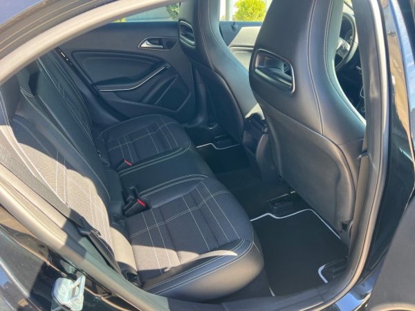 MERCEDES - BENZ A 200 NAFTE 👉 2015 👈 kambio AUTOMATIKE - FULL OPTION 10.700 €