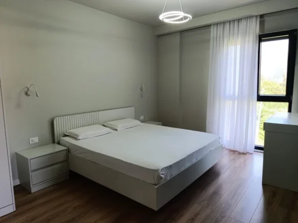 Tirane, shitet apartament 2+1+Ballkon Kati 1, 96 m² 230.000 € (Kodra e Diellit)