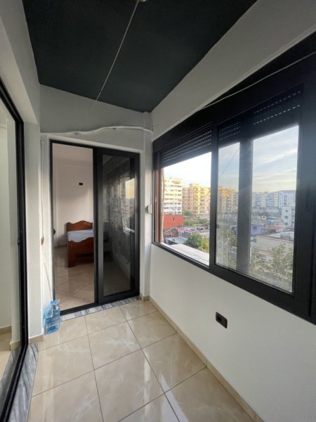 Tirane, jepet me qera nga Pronari, pa-komision apartament 2+1+Ballkon Kati 4, 90 m² 450 € (Rruga loni ligori)