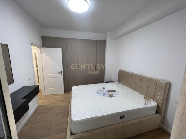 Tirane, jepet me qera apartament 2+1+Aneks+Ballkon Kati 4, 125 m² 1.100 € (Rruga Dritan Hoxha)