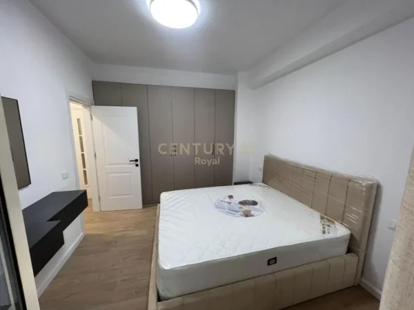 Tirane, jepet me qera apartament 2+1+Aneks+Ballkon Kati 4, 125 m² 1.100 € (Rruga Dritan Hoxha)