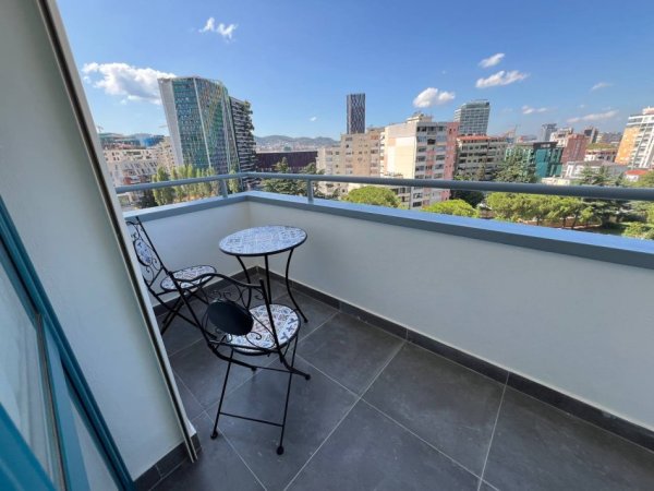 Tirane, jepet me qera apartament 2+1+Aneks+Ballkon Kati 8, 102 m² 1.100 € neto (Rruga Elbasanit)