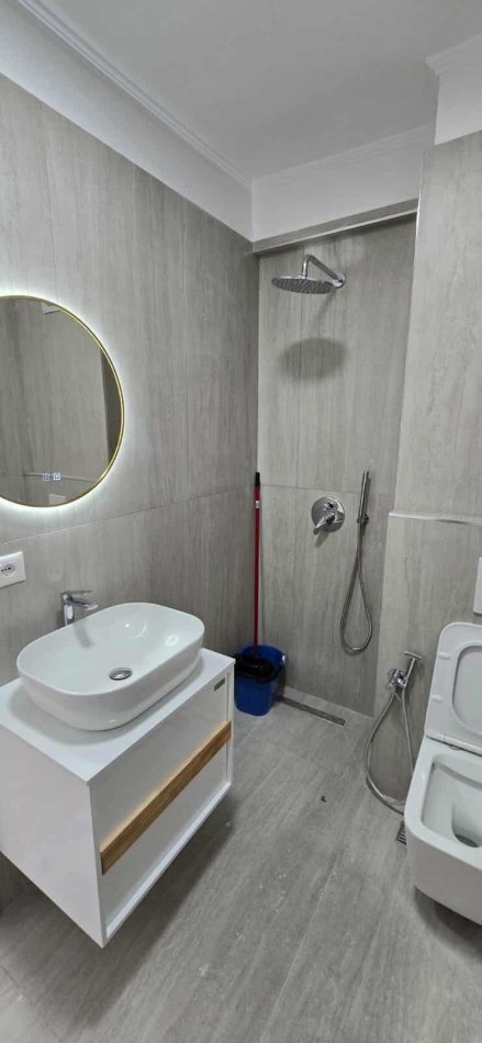 Tirane, shes apartament 1+1 Kati 7, 54 m² 115.000 € (Rruga Don Bosko)