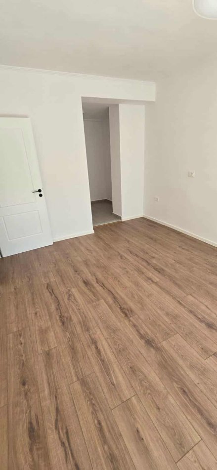Tirane, shes apartament 1+1 Kati 7, 47 m² 102.000 € (Rruga Don Bosko)
