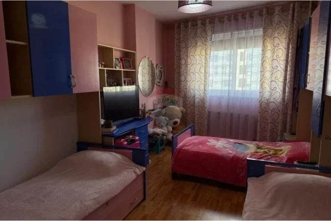 Tirane, shitet apartament 2+1+Ballkon Kati 6, 119 m² 300.000 € (Kika 1 (ID: 530261046-420)