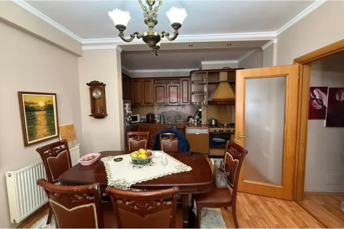 Tirane, shitet apartament 2+1+Ballkon Kati 6, 119 m² 300.000 € (Kika 1 (ID: 530261046-420)