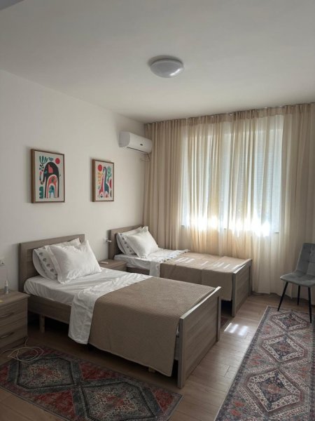 Tirane, jepet me qera apartament 2+1 Kati 2, 88 m² 850 € (Rruga e Durrësit)
