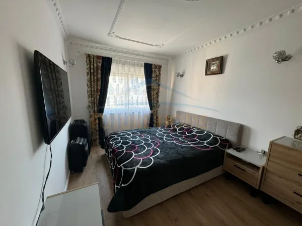 Tirane, shitet apartament 3+1+Ballkon Kati 7, 122 m² 195.000 € (Laprak)