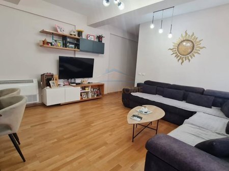 Tirane, shitet apartament 2+1 Kati 5, 89 m² 205.000 € 