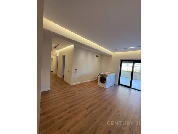Tirane, shitet apartament 3+1+Aneks+Ballkon Kati 1, 130 m² 358.000 € (Kodra e Diellit 2)