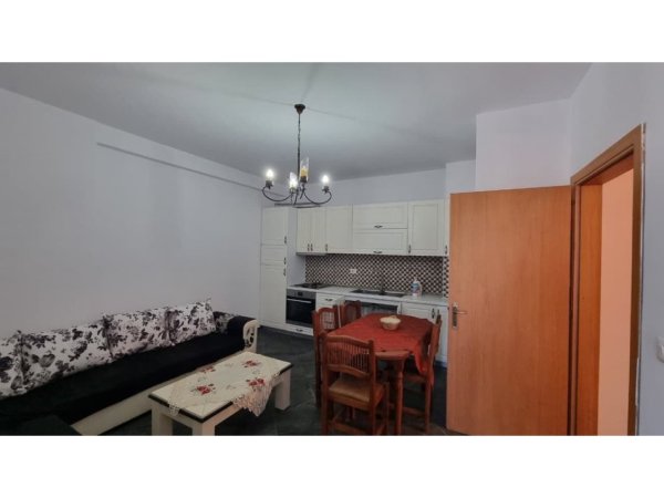 Tirane, jepet me qera apartament 2+1 Kati 6, 84 m² 480 € 