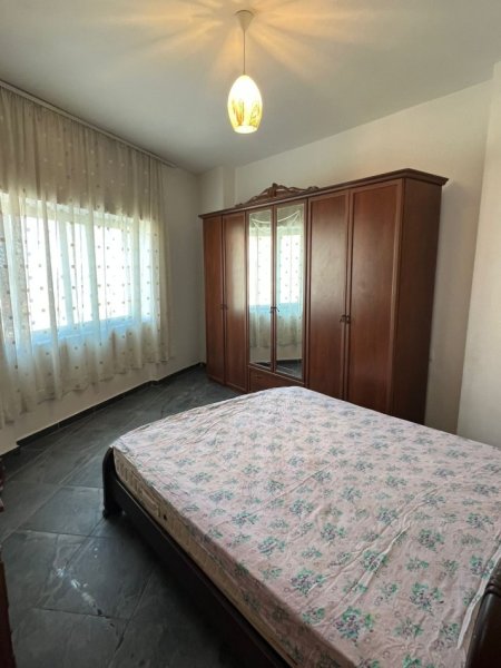 Tirane, jepet me qera apartament 2+1 Kati 6, 85 m² 450 € (Rruga Mikel Maruli)