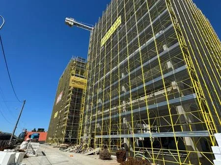 Tirane, shitet apartament 2+1 Kati 7, 100 m² 131.000 € 