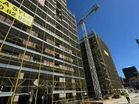 Tirane, shitet apartament 2+1 Kati 7, 100 m² 131.000 € 