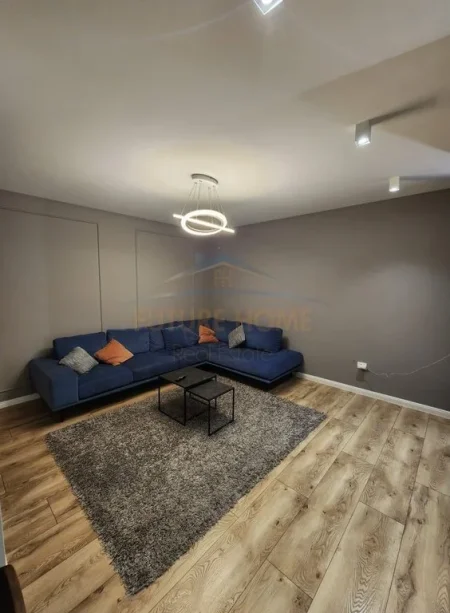 Tirane, jepet me qera apartament 2+1 Kati 5, 105 m² 1.100 € (QUARTUM Residence , Rruga Jordan Misja)