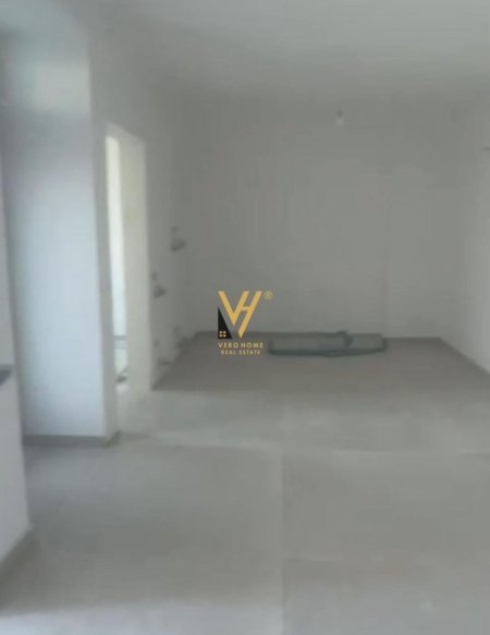 Mali Robit, shitet apartament 2+1+Ballkon Kati 0, 76 m² 90.000 € (MALI I ROBIT)