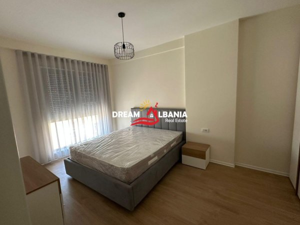 Tirane, jepet me qera zyre , 65 m² 680 € (ne rrugen “Dervish Hekali”, prane “Shkolles se Kuqe”)