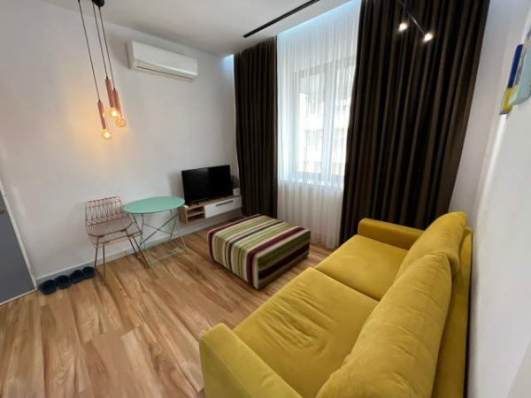 Tirane, shitet apartament 1+1 Kati 4, 75 m² 175.000 Euro (Shsallvaret)