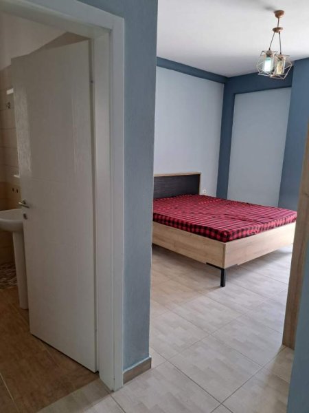 Tirane, jepet me qera apartament 2+1+BLK Kati 5, 100 m² 400 Euro (zihni sako)