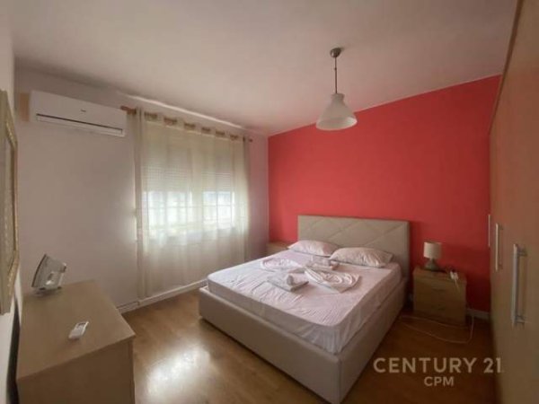 Tirane, shes apartament 140 m² 225.000 Euro (Rruga e Bogdaneve)