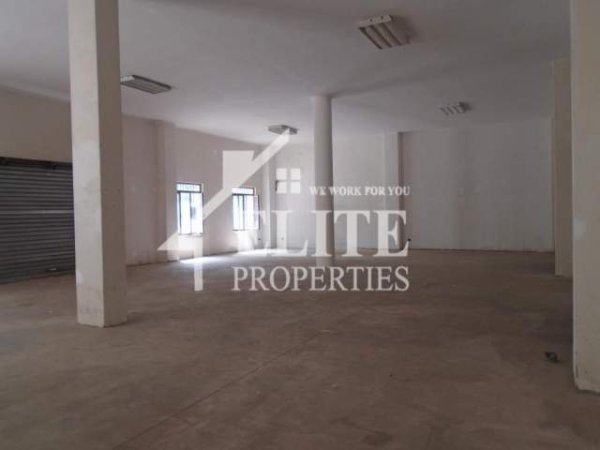 Tirane, jepet me qera Kati 0, 350 m² 2.000 Euro (Laprakë)