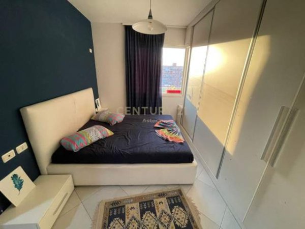 Tirane, shitet apartament 2+1+BLK Kati 8, 84 m² 75.000 Euro (Astir)