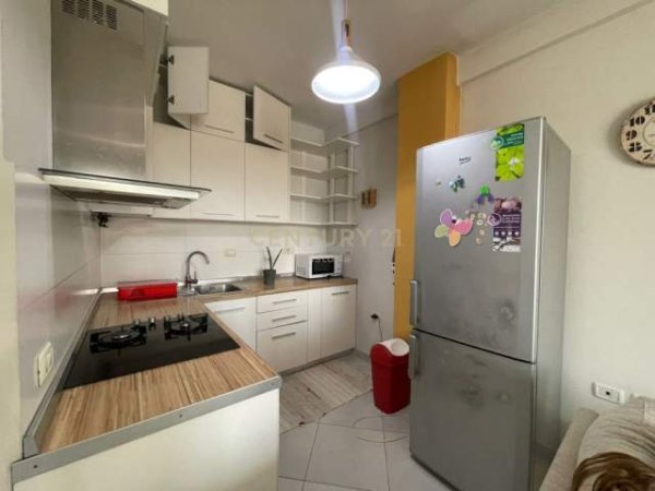 Tirane, shitet apartament 2+1+BLK Kati 8, 84 m² 75.000 Euro (Astir)